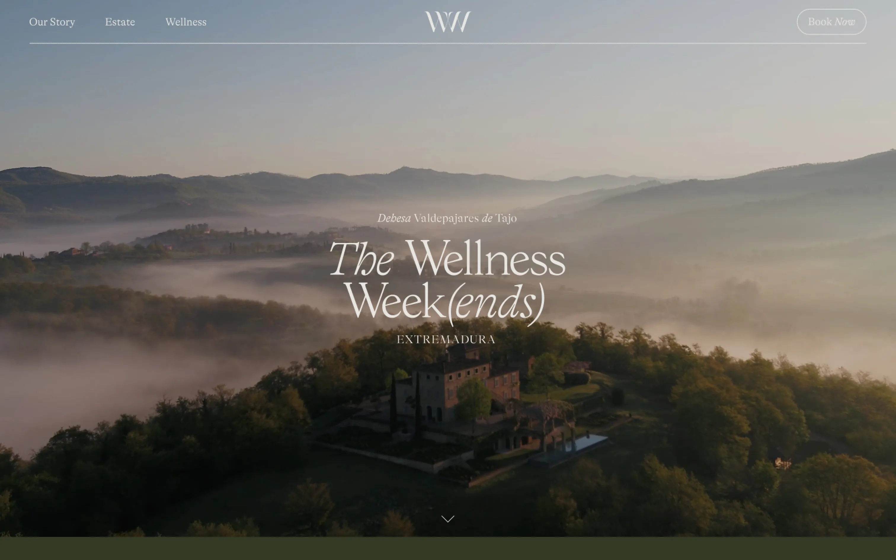 The Wellness Week(ends) homepage over a misty Extremadura landscape at dawn